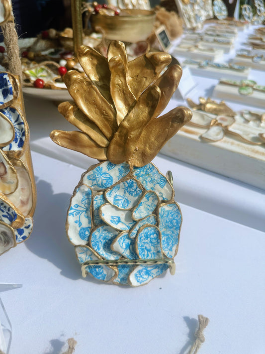 Cutout Light Blue Floral Pineapple